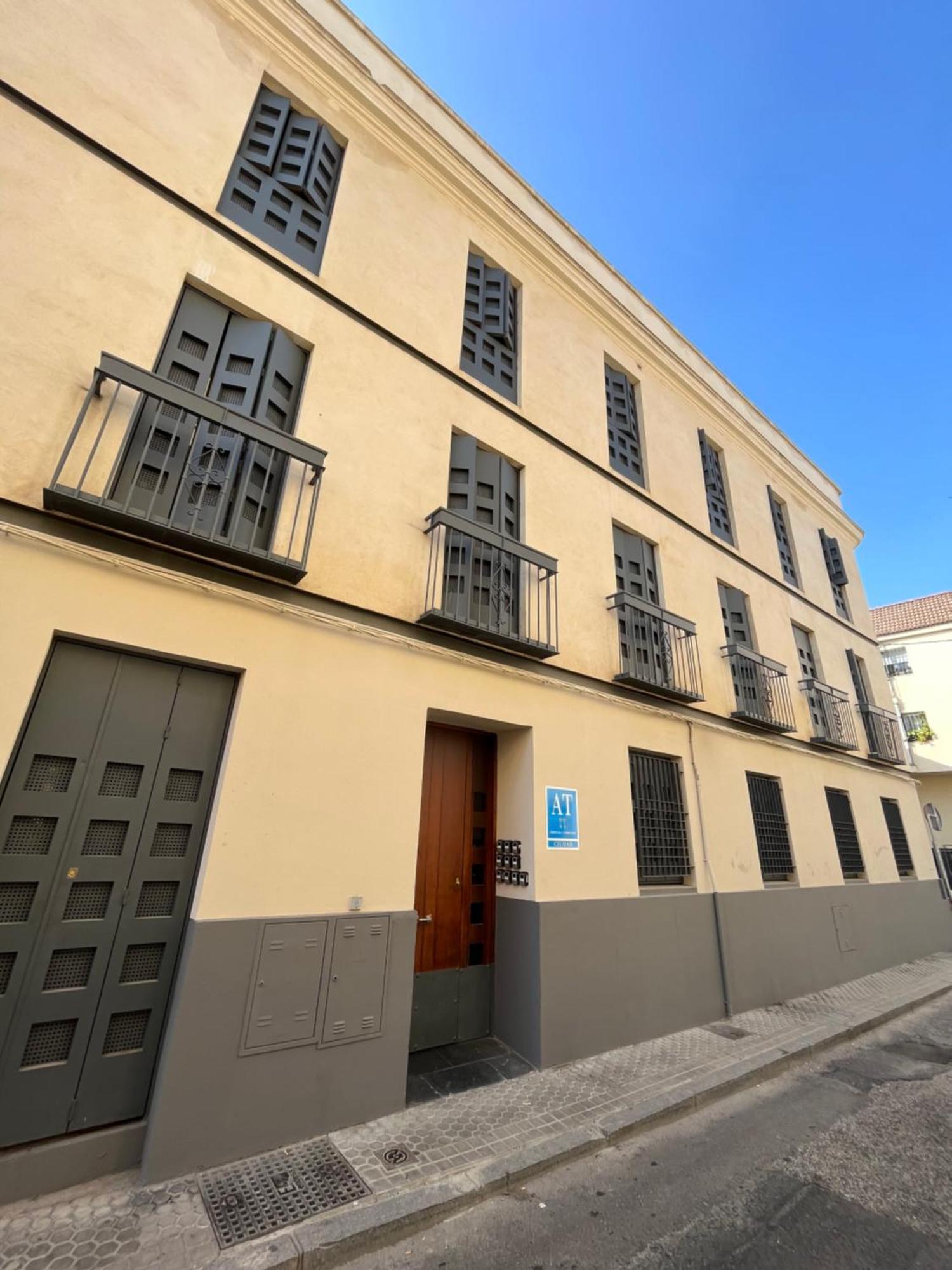 Center Sevilla Confort 4 Exterior foto